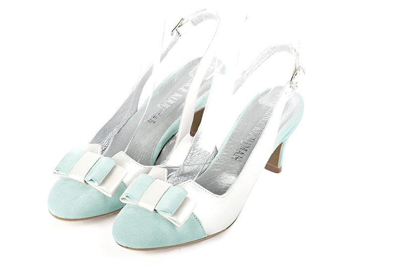 Aquamarine blue and pure white women's open back shoes, with a knot. Round toe. Medium slim heel. Front view - Florence KOOIJMAN